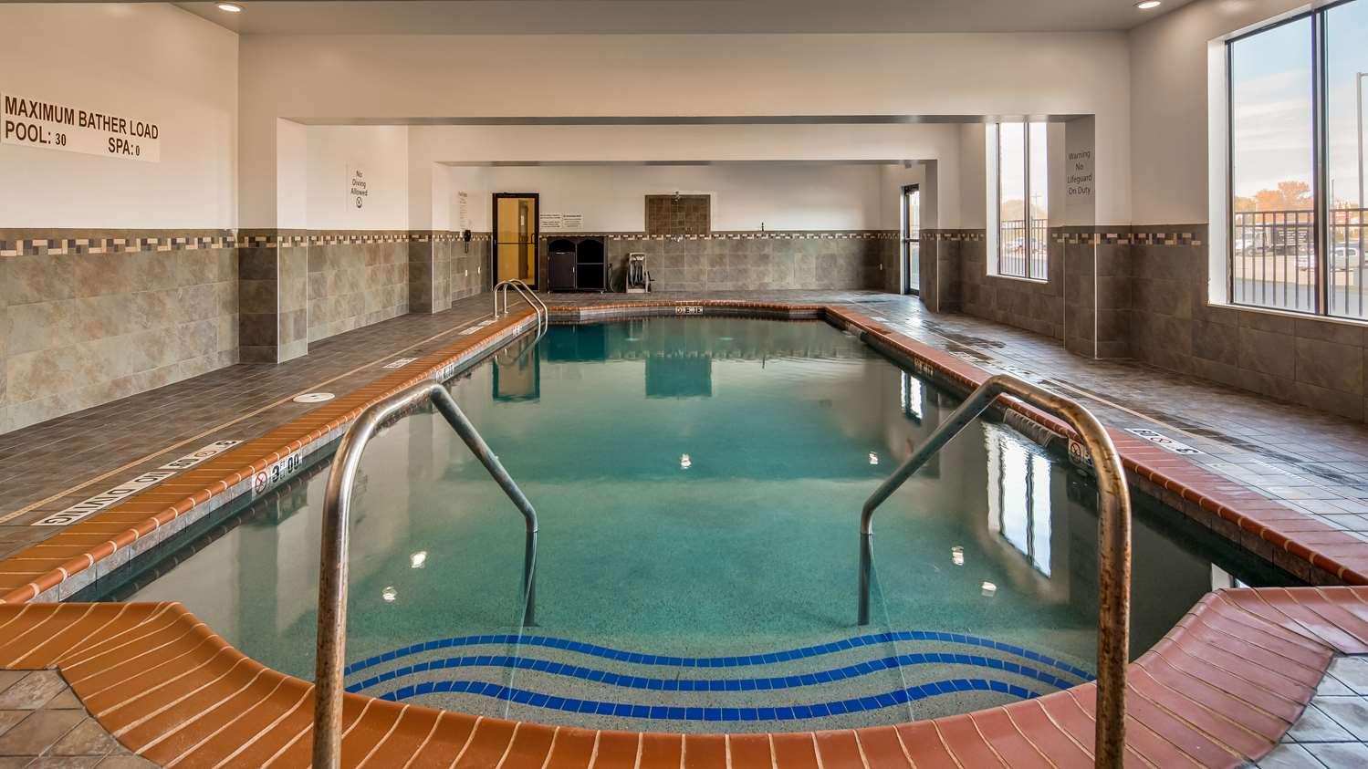 Best Western St. Louis Airport North Hotel & Suites Гейзелвуд Екстер'єр фото